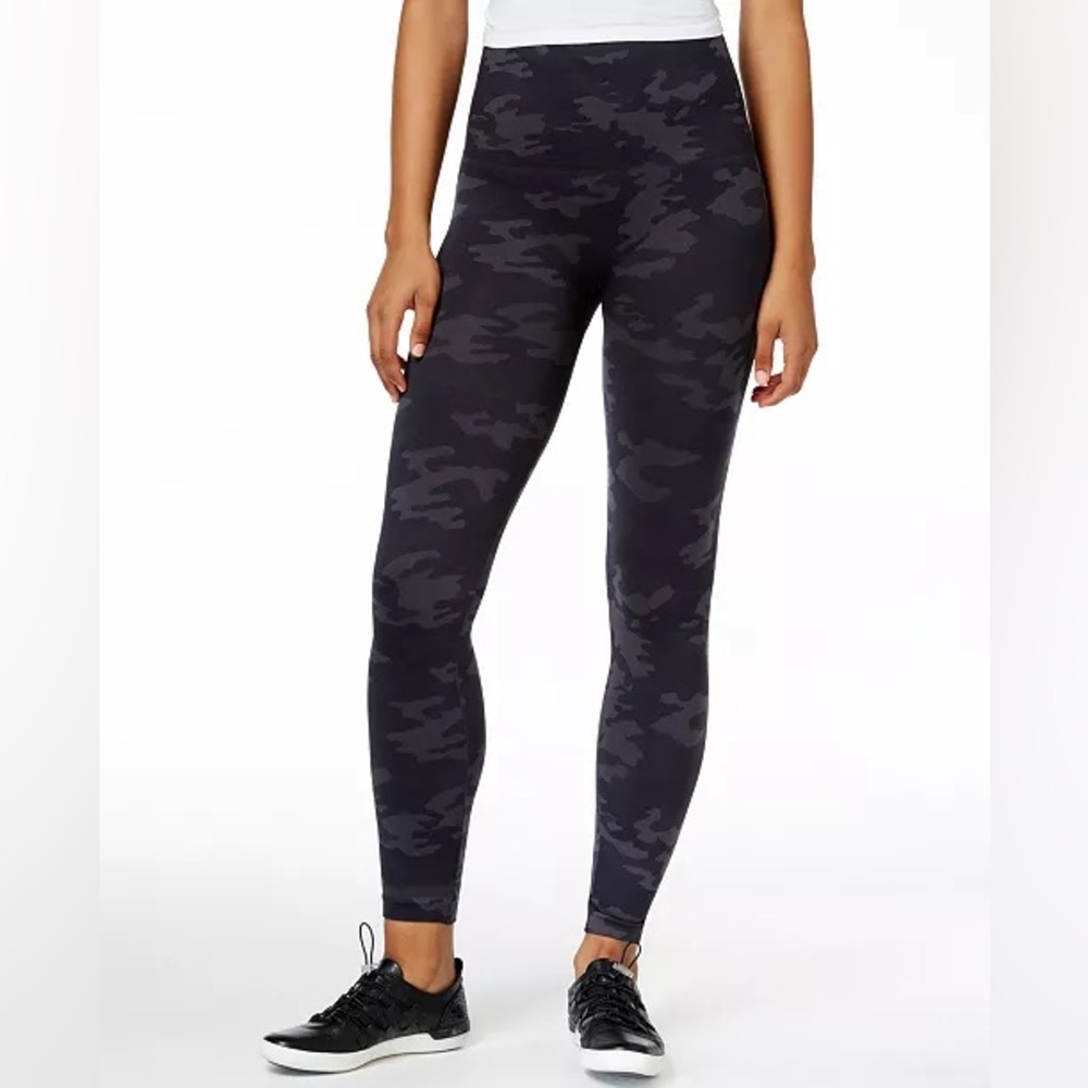 SPANXS Look at Me Now LEGGINGS - Picture 1 of 4